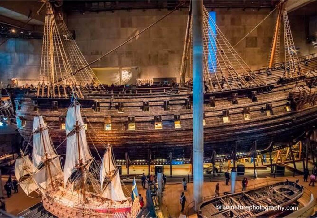 พิพิธภัณฑ์วาซา เป็นเรือสมัยศตวรรษที่ 17 ที่ได้รับการอนุรักษ์ไว้อย่างดีที่สุดในโลก และเป็นสมบัติทางศิลปะที่ไม่เหมือนใคร มากกว่า 98